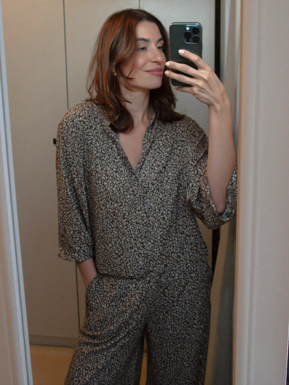 Cliente Bianca Romano — completo stampato, selfie in camera